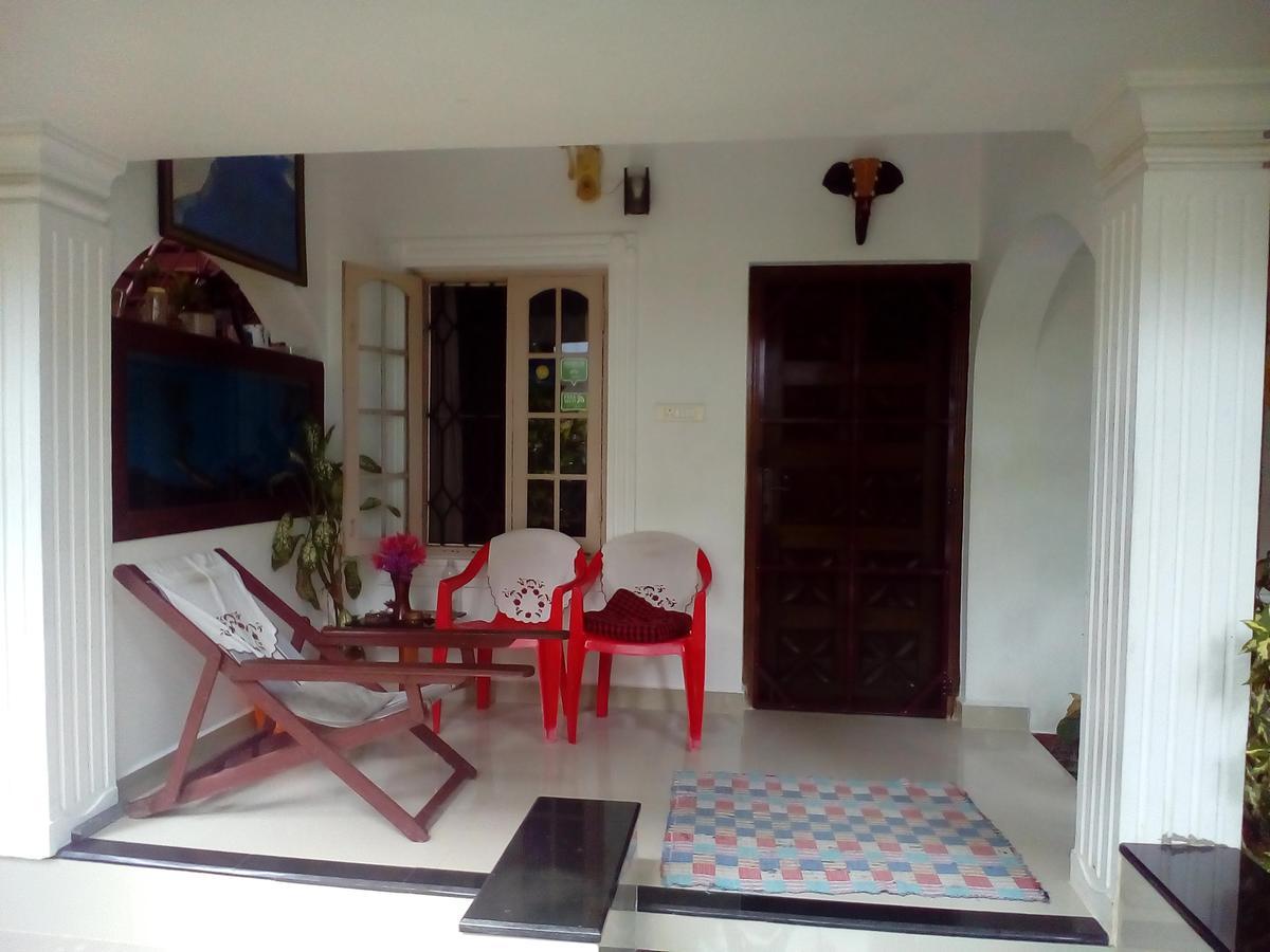 Nathans Holiday Home Kochi Extérieur photo