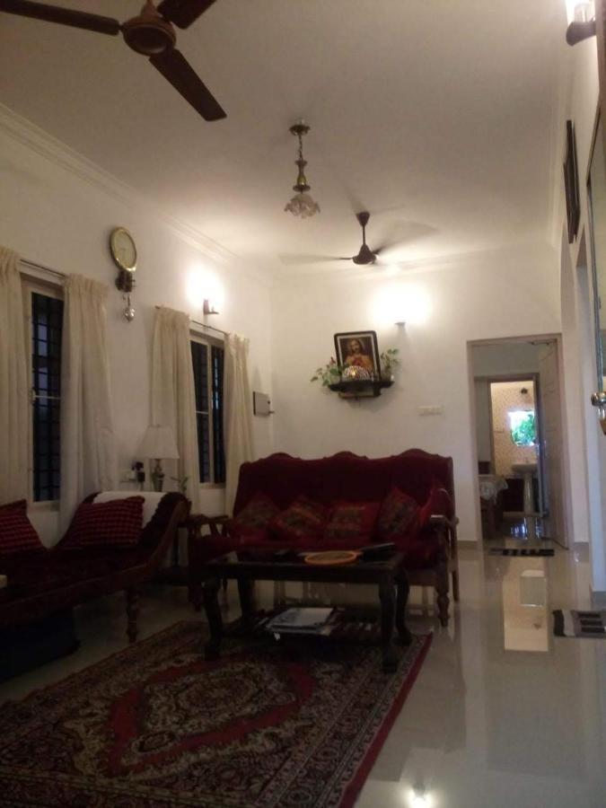 Nathans Holiday Home Kochi Extérieur photo