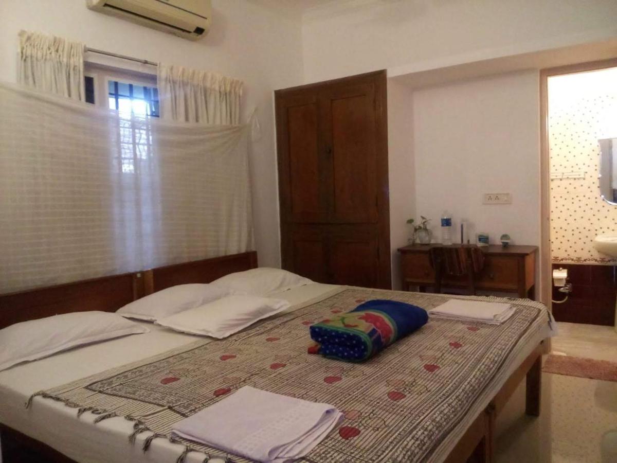 Nathans Holiday Home Kochi Extérieur photo